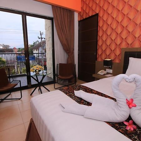 Jentra Dagen Hotel Malioboro Джокьякарта Экстерьер фото