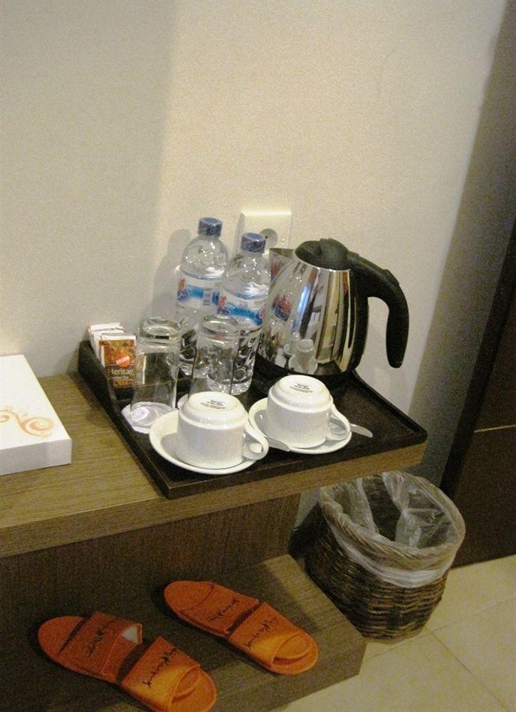 Jentra Dagen Hotel Malioboro Джокьякарта Экстерьер фото